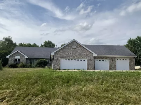 6130 N Jeffrey Ln, Oregon, IL 61061