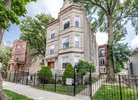3309 W Dickens Ave #B, Chicago, IL 60647