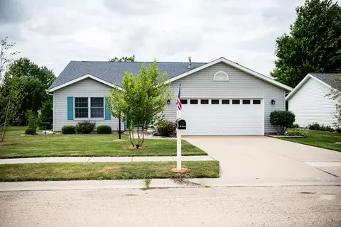 2107 10th Ave, Sterling, IL 61081