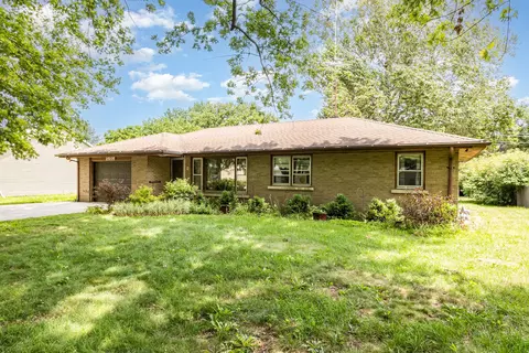 25135 S Tryon St, Channahon, IL 60410