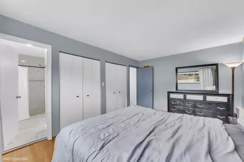 445 Kinkaid Ct, Des Plaines, IL 60016 photo 11