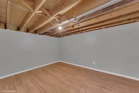 445 Kinkaid Ct, Des Plaines, IL 60016 photo 25