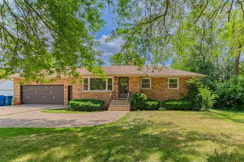 1481 Bloomingdale Rd, Glendale Heights, IL 60139