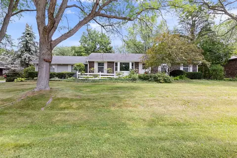 1485 Bryn Mawr Ln, Rockford, IL 61107