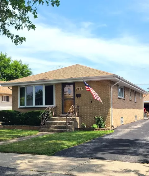 3623 Hawthorne St, Franklin Park, IL 60131