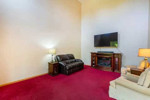 Living - 534 Philip Dr, Bartlett, IL 60103 photo 5 of 5