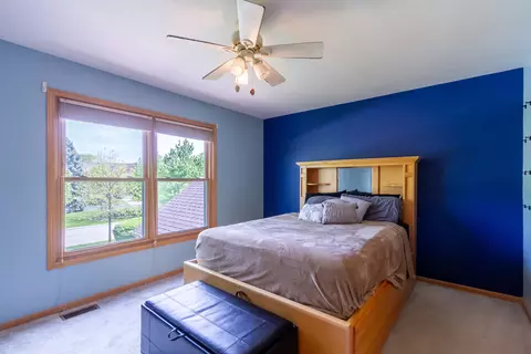 Bedroom - 534 Philip Dr, Bartlett, IL 60103 photo 1 of 3