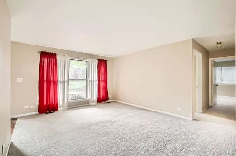753 Candleridge Ct #D1, Bartlett, IL 60103 photo 2