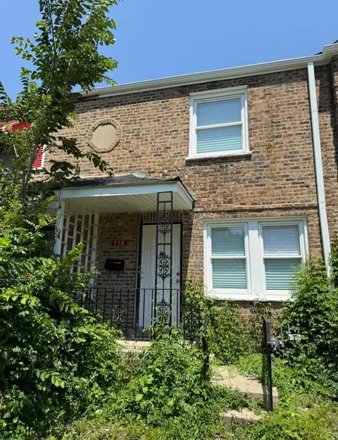 718 E 105th St, Chicago, IL 60628