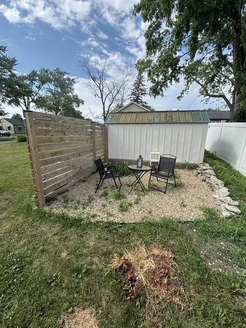 1805 Rock St, Peru, IL 61354 photo 4
