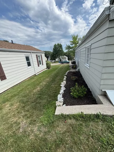 1805 Rock St, Peru, IL 61354 photo 10