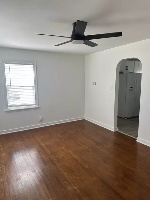 Living - 925 E Sangamon Ave, Rantoul, IL 61866 photo 1 of 3