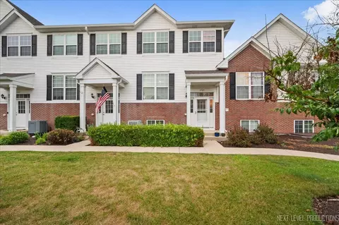 3765 Bailey Rd, Yorkville, IL 60560