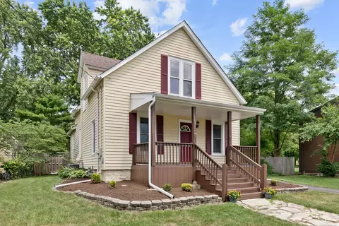 1512 S 7th Ave, Saint Charles, IL 60174