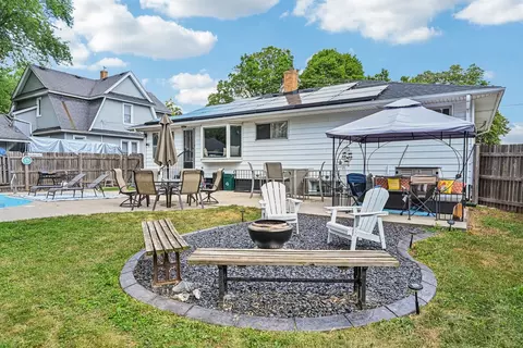 412 E South St, Peotone, IL 60468 photo 41