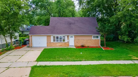 437 Winnebago St, Park Forest, IL 60466