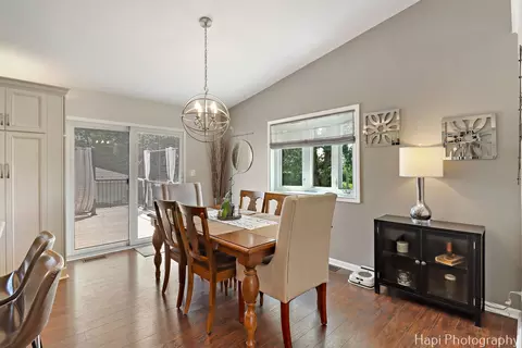 Dining - 809 W Sheridan Rd, Mchenry, IL 60051 photo 1 of 1