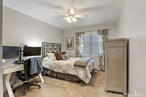 Bedroom - 809 W Sheridan Rd, Mchenry, IL 60051 photo 4 of 6