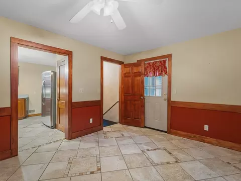512 S Elida St, Winnebago, IL 61088 photo 21