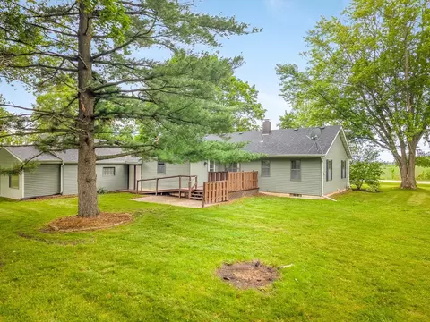 512 S Elida St, Winnebago, IL 61088 photo 43