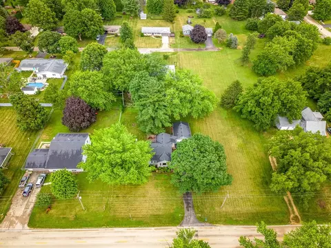 512 S Elida St, Winnebago, IL 61088 photo 46