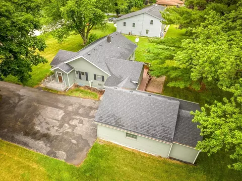 512 S Elida St, Winnebago, IL 61088 photo 51