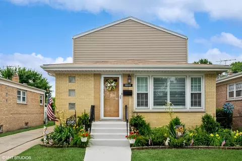 10245 Mcnerney Dr, Franklin Park, IL 60131