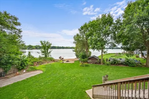 Exterior - Undisclosed, Mchenry, IL 60051 photo 14 of 16