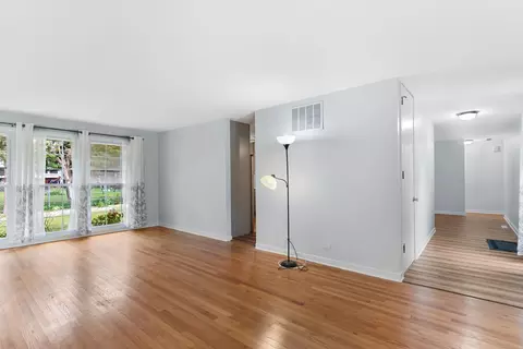 Living - 5475 Adeline Pl, Oak Forest, IL 60452 photo 6 of 6
