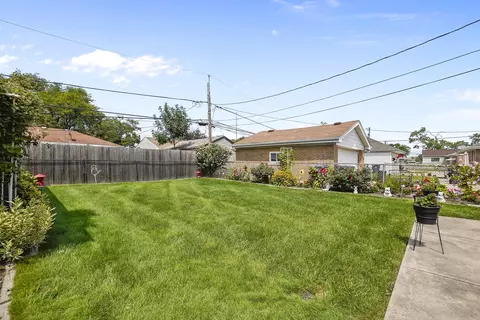 Exterior - 1516 Atwood Ave, Berkeley, IL 60163 photo 6 of 6