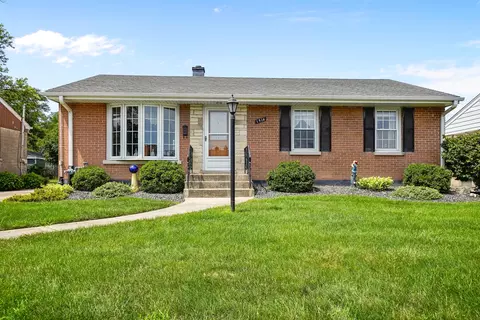 1516 Atwood Ave, Berkeley, IL 60163