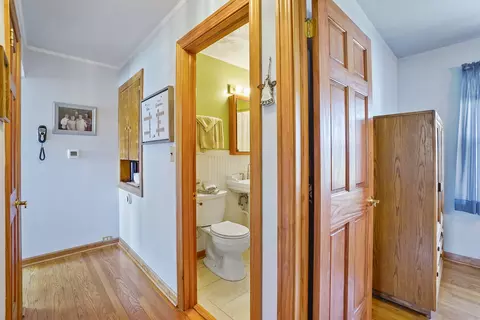 Entry Way - 1516 Atwood Ave, Berkeley, IL 60163 photo 1 of 1