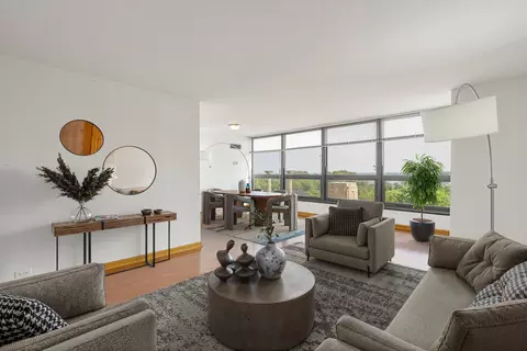 360 E Randolph St #503, Chicago, IL 60601 photo 3