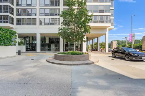 360 E Randolph St #503, Chicago, IL 60601 photo 29