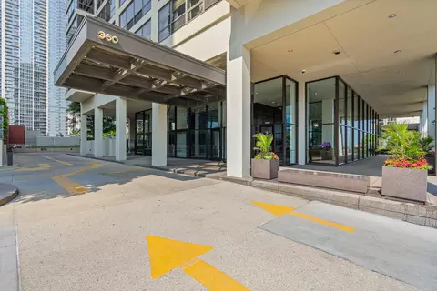 360 E Randolph St #503, Chicago, IL 60601 photo 27