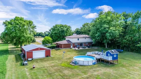 Exterior - 9822 W Pauling Rd, Monee, IL 60449 photo 7 of 14