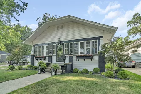 Exterior - 804 E Jackson St, Morris, IL 60450 photo 2 of 7