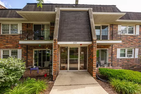 2331 Ogden Ave #7, Downers Grove, IL 60515