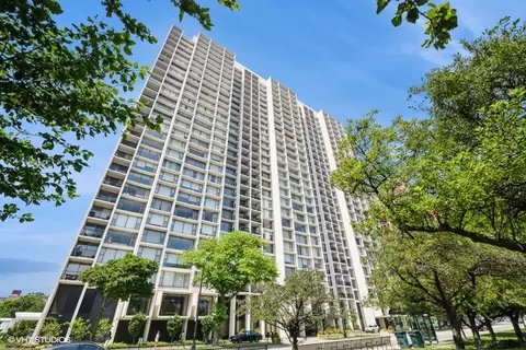 3200 N Lake Shore Dr #1104, Chicago, IL 60657
