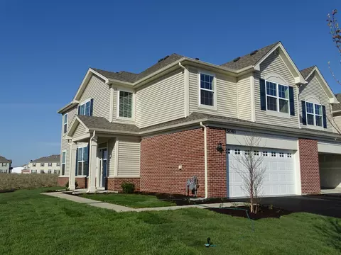 15041 W Quincy Cir, Manhattan, IL 60442