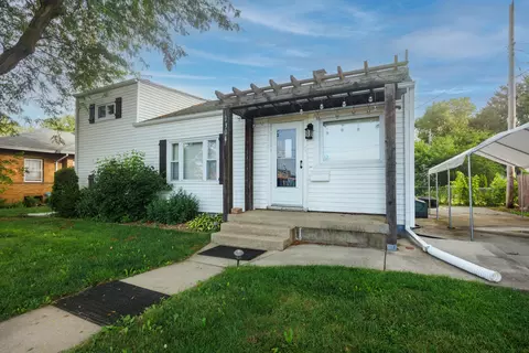 Other - 1304 Bell St, Bloomington, IL 61701 photo 1 of 13