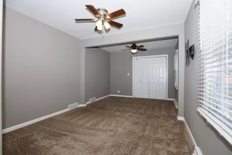 Bedroom - 1304 Bell St, Bloomington, IL 61701 photo 2 of 2
