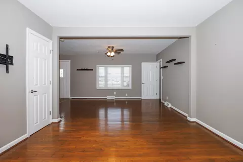 Living - 1304 Bell St, Bloomington, IL 61701 photo 5 of 8