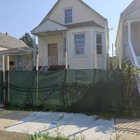 2837 N Ridgeway Ave, Chicago, IL 60618