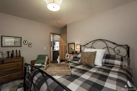 6928 Pershing Rd, Berwyn, IL 60402 photo 31
