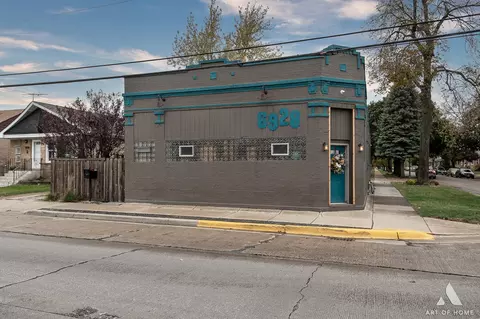 6928 Pershing Rd, Berwyn, IL 60402 photo 4
