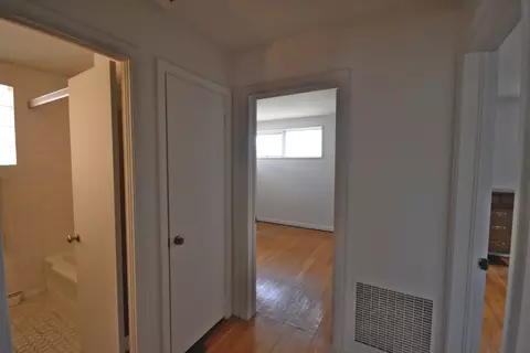 Entry Way - 1541 N Lee Blvd, Berkeley, IL 60163 photo 1 of 2