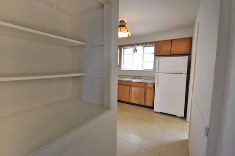 Kitchen - 1541 N Lee Blvd, Berkeley, IL 60163 photo 4 of 4