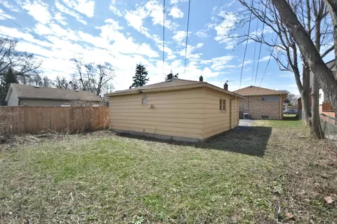Exterior - 1541 N Lee Blvd, Berkeley, IL 60163 photo 5 of 5