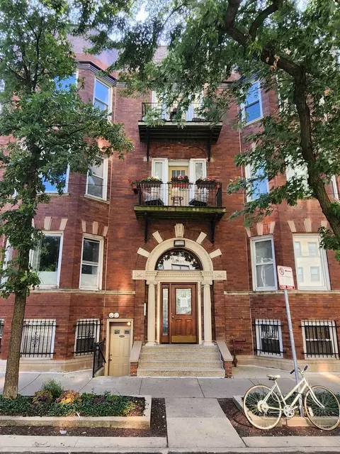 5201 S Blackstone Ave #3E, Chicago, IL 60615